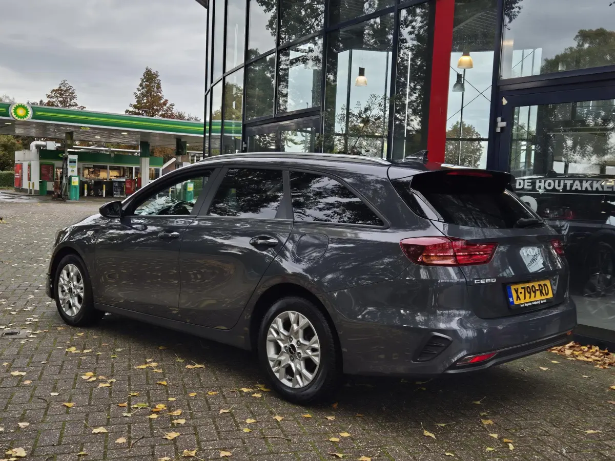 1.0 T-GDi | Climate Control | Navigatie via Apple Carplay | Cruise Control | Licht metalen velgen