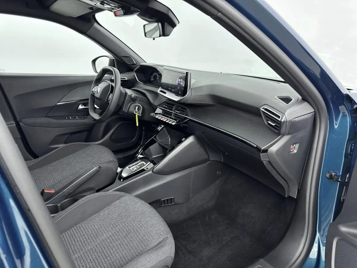 1.2 Mild Hybrid 110pk Business Navigatie | Camera | Cruise control | Climate control |