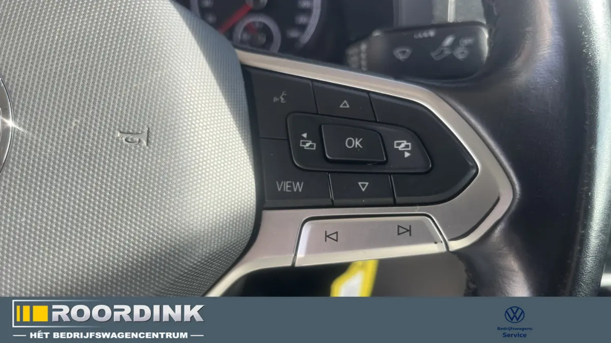 2.0 TDI L2H1 150 pk Automaat, dubbele cabine. trekhaak, adaptive cruisecontrol