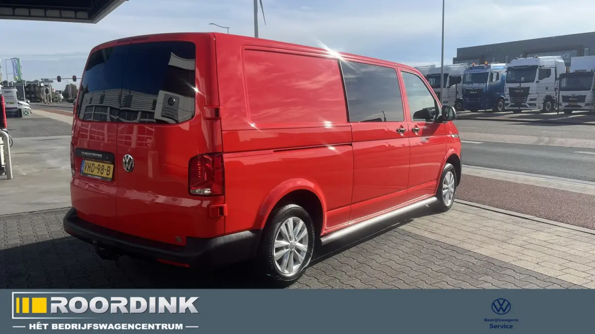 2.0 TDI L2H1 150 pk Automaat, dubbele cabine. trekhaak, adaptive cruisecontrol
