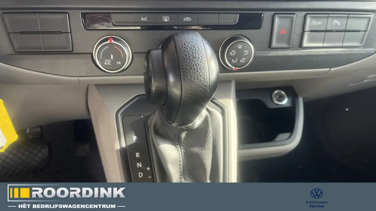 2.0 TDI L2H1 150 pk Automaat, dubbele cabine. trekhaak, adaptive cruisecontrol