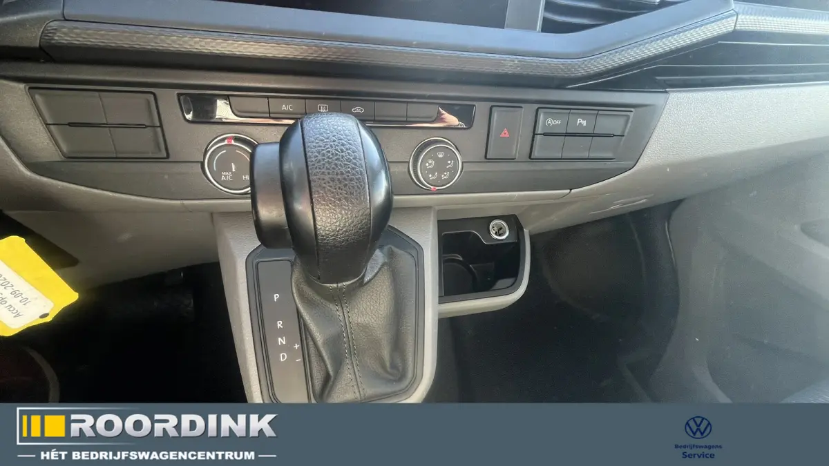 2.0 TDI L2H1 150 pk Automaat, dubbele cabine. trekhaak, adaptive cruisecontrol