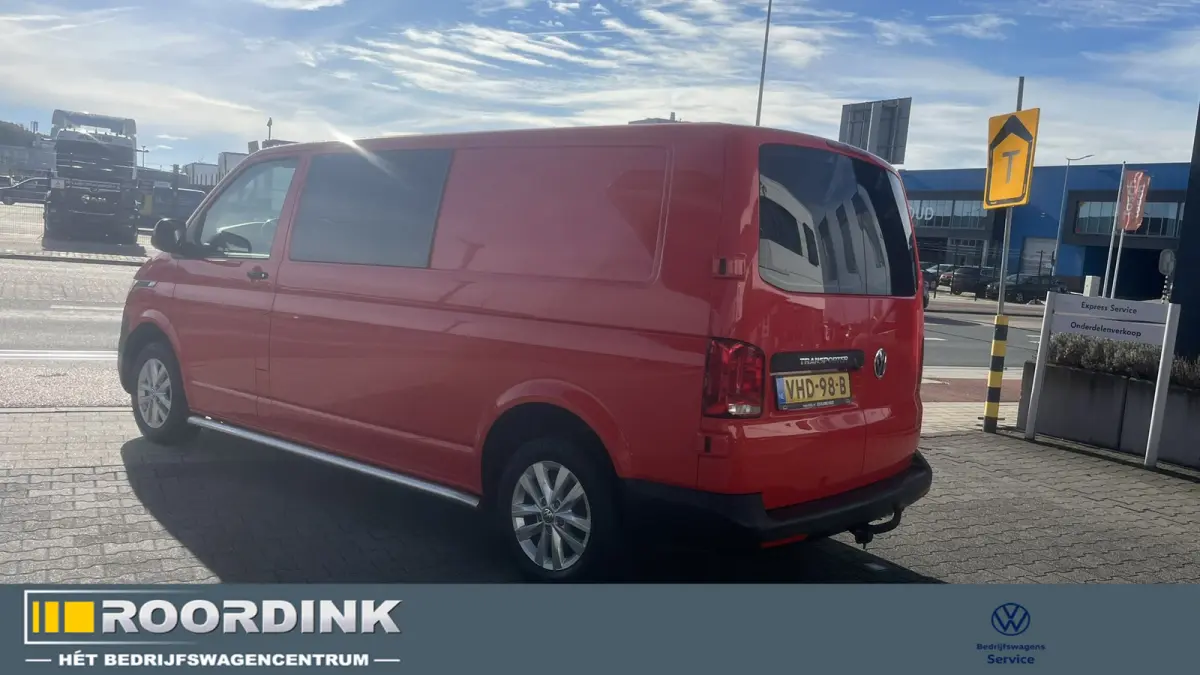 2.0 TDI L2H1 150 pk Automaat, dubbele cabine. trekhaak, adaptive cruisecontrol