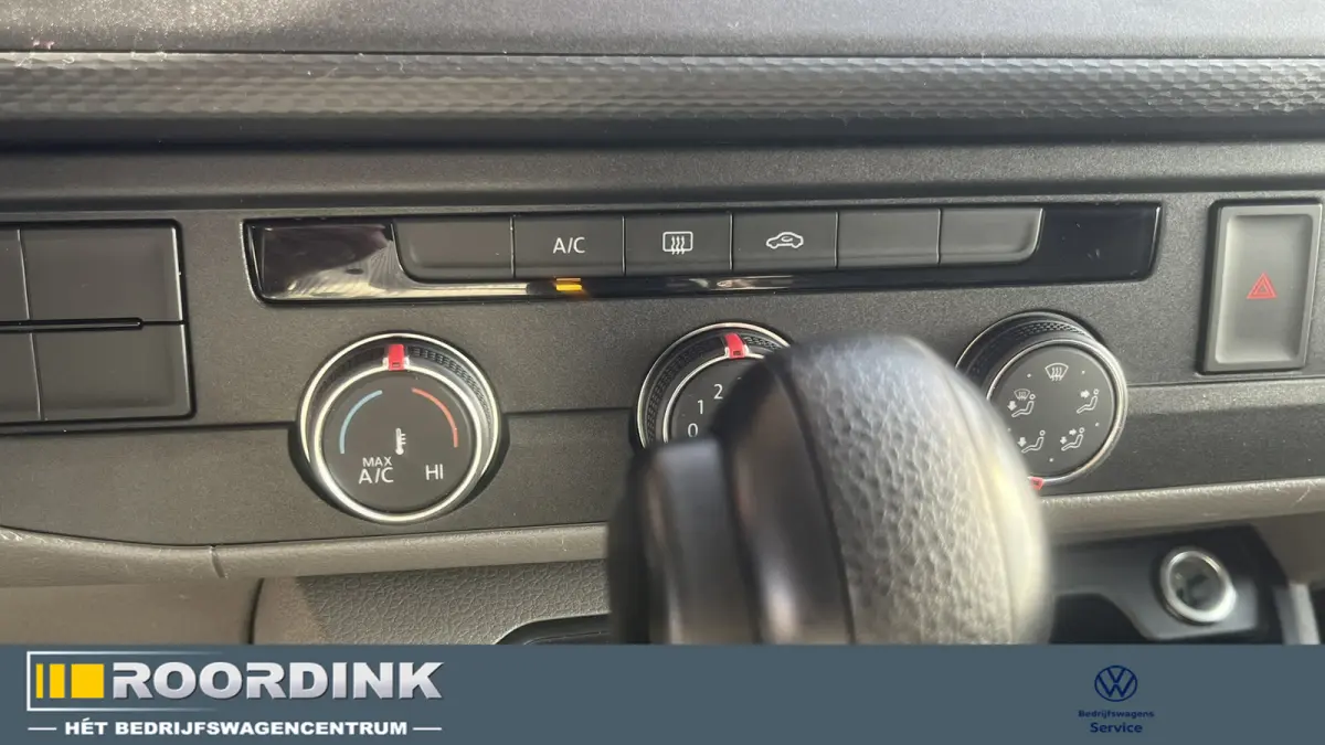 2.0 TDI L2H1 150 pk Automaat, dubbele cabine. trekhaak, adaptive cruisecontrol