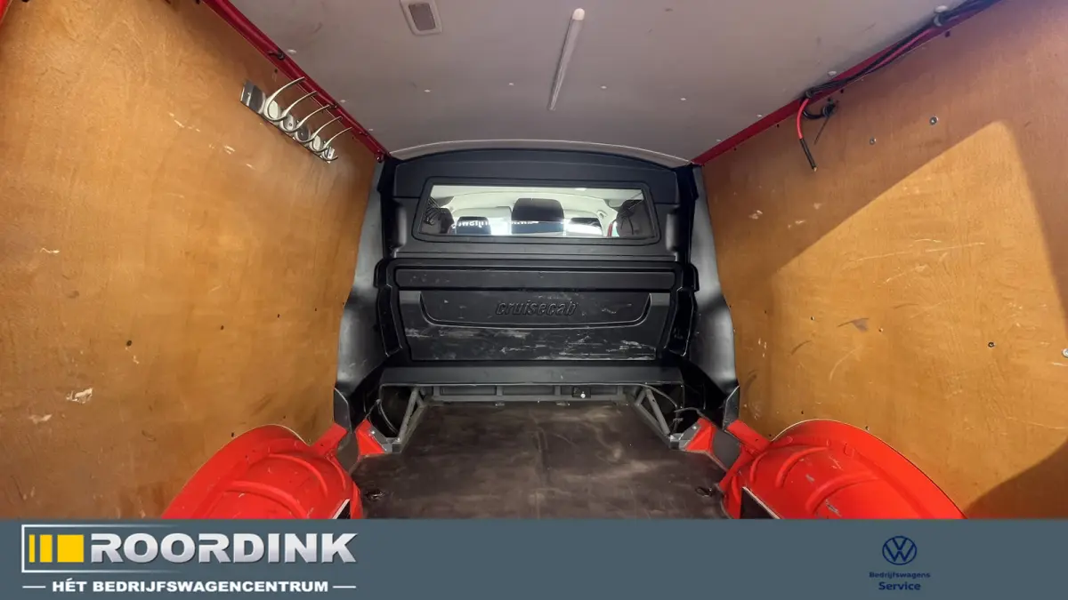 2.0 TDI L2H1 150 pk Automaat, dubbele cabine. trekhaak, adaptive cruisecontrol
