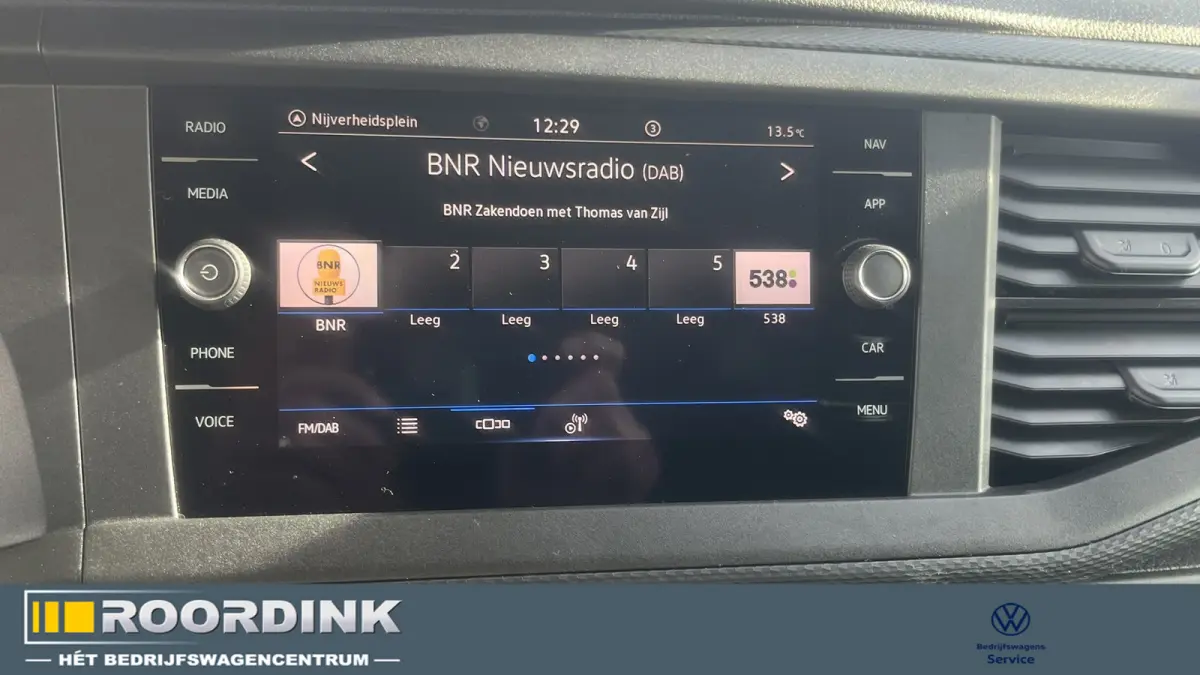 2.0 TDI L2H1 150 pk Automaat, dubbele cabine. trekhaak, adaptive cruisecontrol