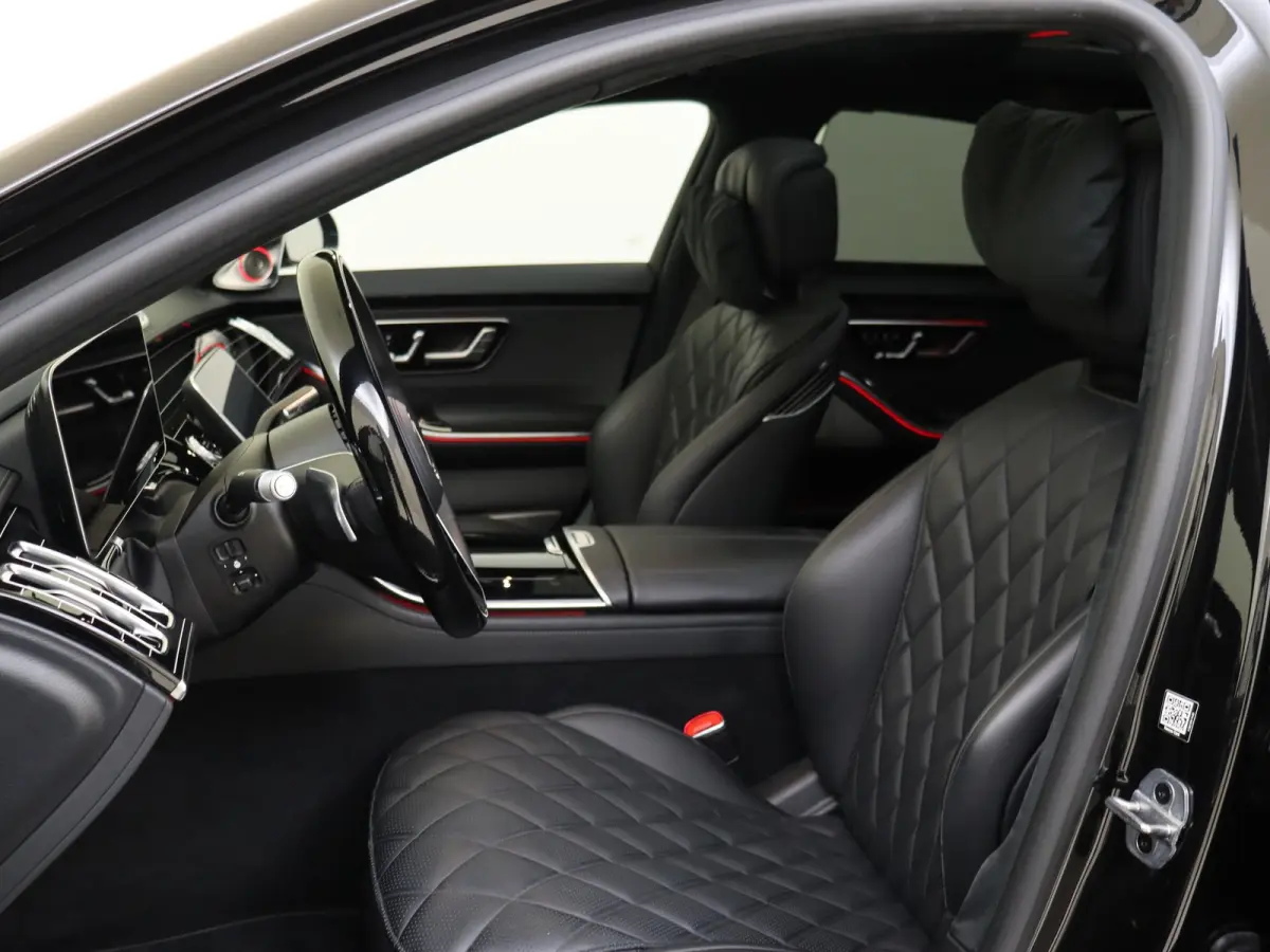 580 4MATIC Lang AMG Line /Panoramadak /Achterasbesturing /Burmester 4D /Rijassistentiepakket /First class pakket /TV's achter