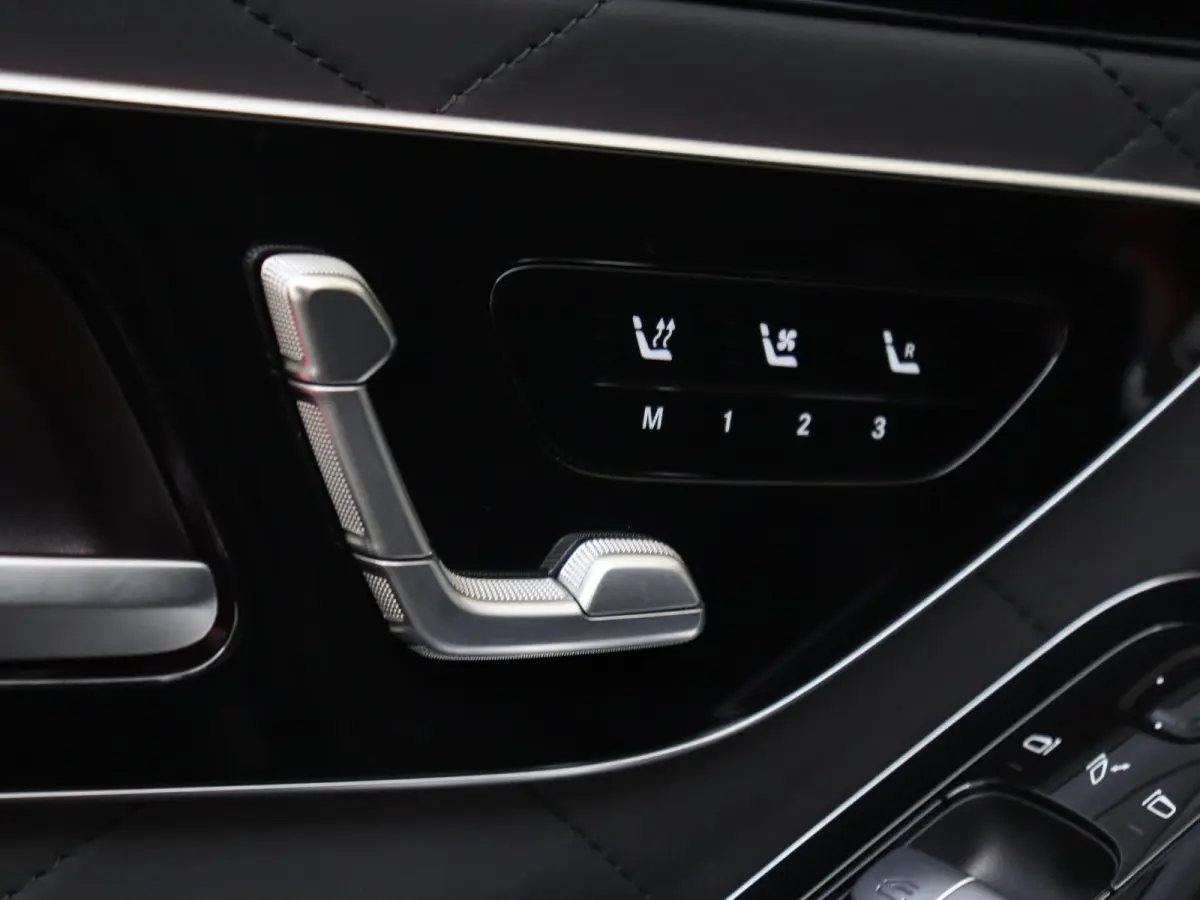 580 4MATIC Lang AMG Line /Panoramadak /Achterasbesturing /Burmester 4D /Rijassistentiepakket /First class pakket /TV's achter