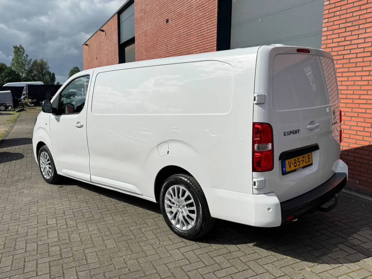 2.0 BlueHDI 145 S&S L3 Cruise Navi Camera Airco