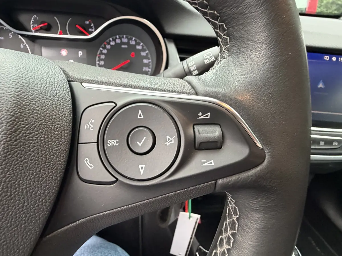 1.2 Turbo Elegance sportvelgen . cruisecontr .appel care . androd . Navi . trekhaakaf. neembaar .orgi NL auto. Automaat !!!  Camera rond om .