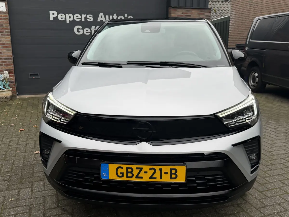 1.2 Turbo Elegance sportvelgen . cruisecontr .appel care . androd . Navi . trekhaakaf. neembaar .orgi NL auto. Automaat !!!  Camera rond om .