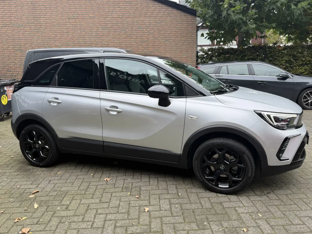 1.2 Turbo Elegance sportvelgen . cruisecontr .appel care . androd . Navi . trekhaakaf. neembaar .orgi NL auto. Automaat !!!  Camera rond om .