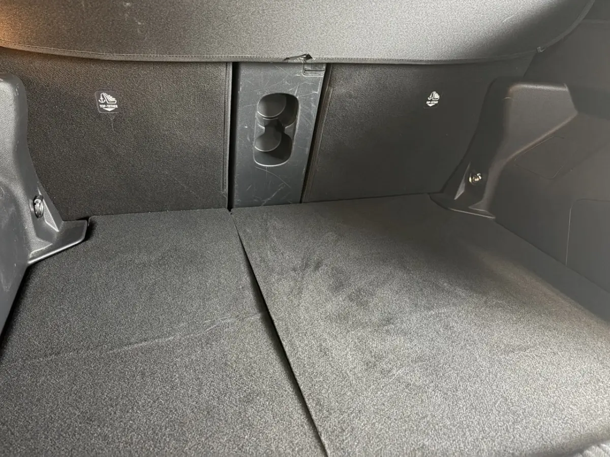 1.5 GR Sport navi | stoel en stuurverw | dealer ond | fabr gar 8/33 | trekhaak | camera | panoramadak