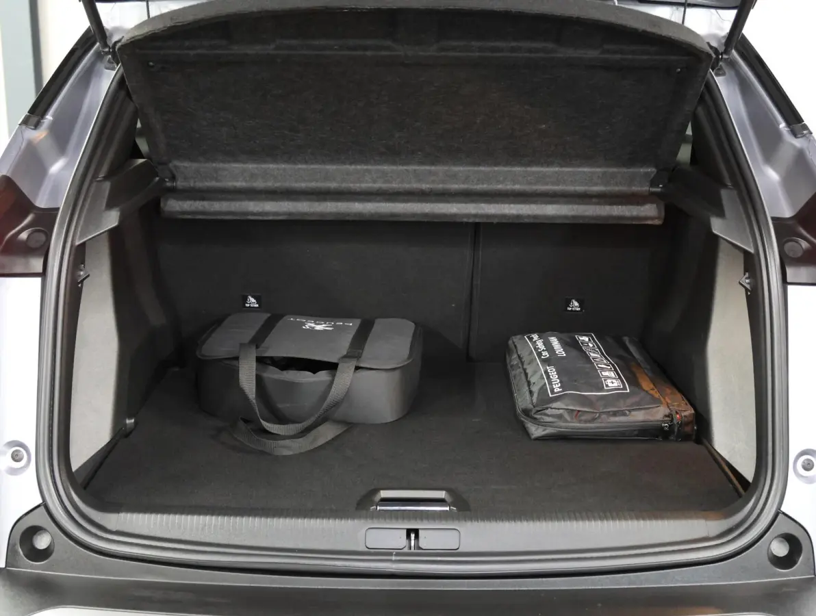 EV Blue Lease Allure 50 kWh 136PK | 1ste eigenaar | ACCU 90% | AppleCarPlay/AndroidAuto | Climate Control | Adaptive Cruise Control | Camera | Keyless | FULL LED | LMV | Parkeersensoren | Pr