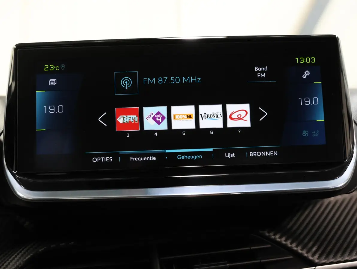 EV Blue Lease Allure 50 kWh 136PK | 1ste eigenaar | ACCU 90% | AppleCarPlay/AndroidAuto | Climate Control | Adaptive Cruise Control | Camera | Keyless | FULL LED | LMV | Parkeersensoren | Pr
