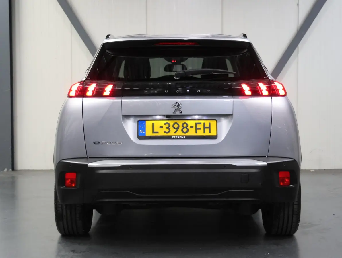 EV Blue Lease Allure 50 kWh 136PK | 1ste eigenaar | ACCU 90% | AppleCarPlay/AndroidAuto | Climate Control | Adaptive Cruise Control | Camera | Keyless | FULL LED | LMV | Parkeersensoren | Pr