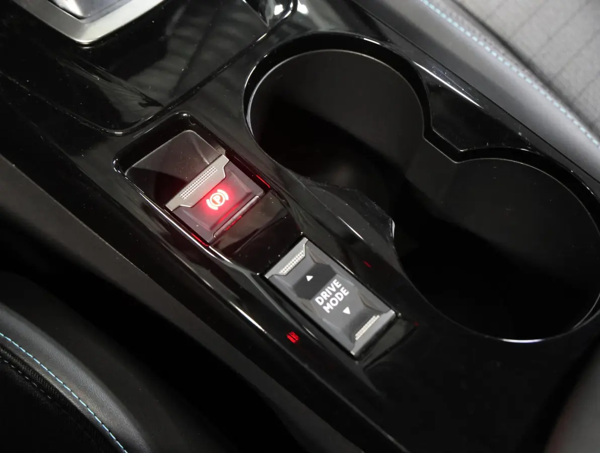 EV Blue Lease Allure 50 kWh 136PK | 1ste eigenaar | ACCU 90% | AppleCarPlay/AndroidAuto | Climate Control | Adaptive Cruise Control | Camera | Keyless | FULL LED | LMV | Parkeersensoren | Pr