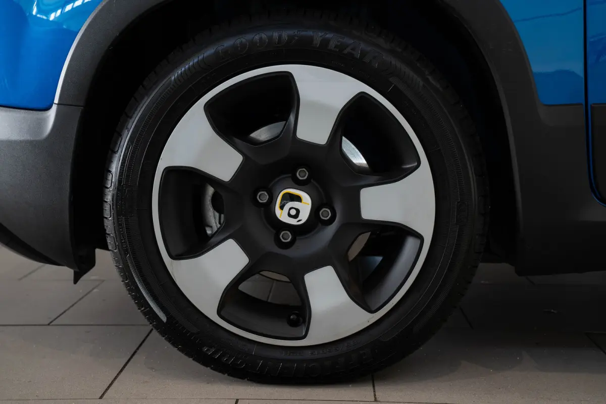 1.0 Hybrid Cross | Tot 8 Jaar Garantie | Apple Carplay & Android Auto | Parkeersensoren | Cruise Controle | Bluetooth | DAB |