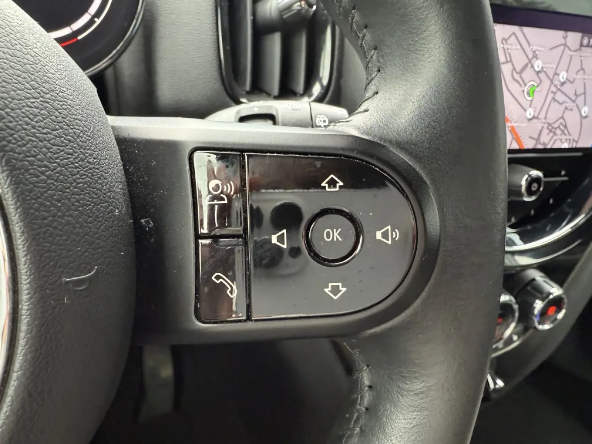 1.5 Cooper ALL4 PHEV | Navi | Camera | Memory stoelen | 39DKM!!