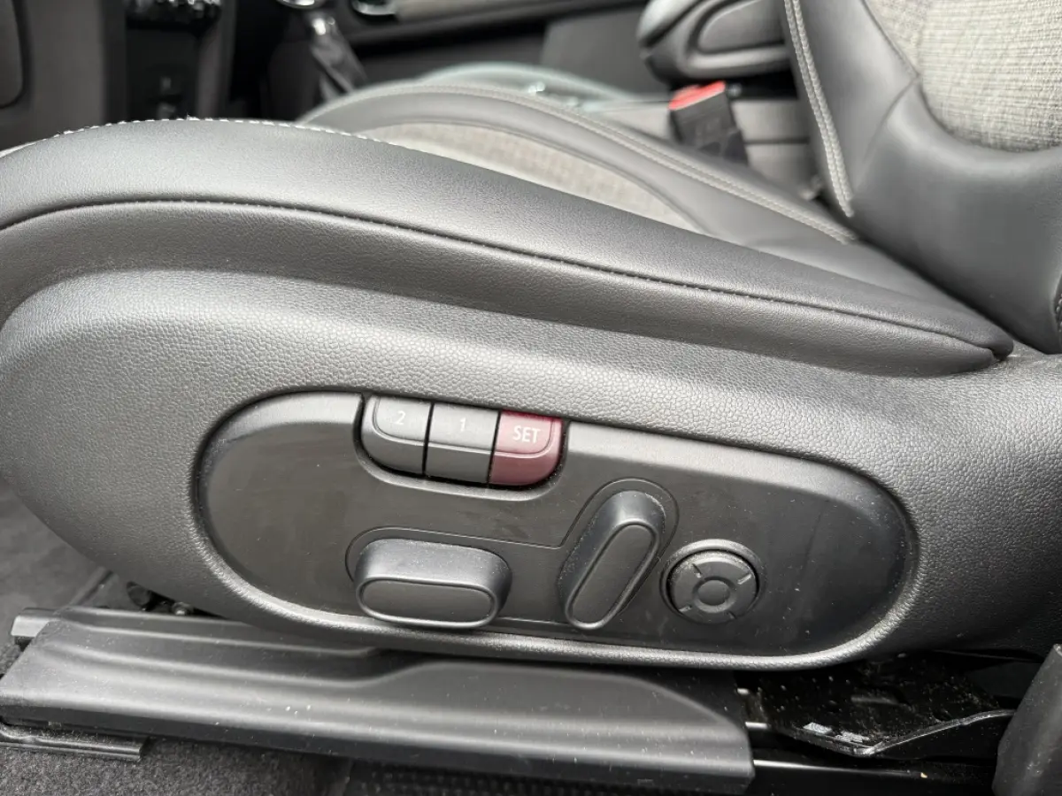1.5 Cooper ALL4 PHEV | Navi | Camera | Memory stoelen | 39DKM!!
