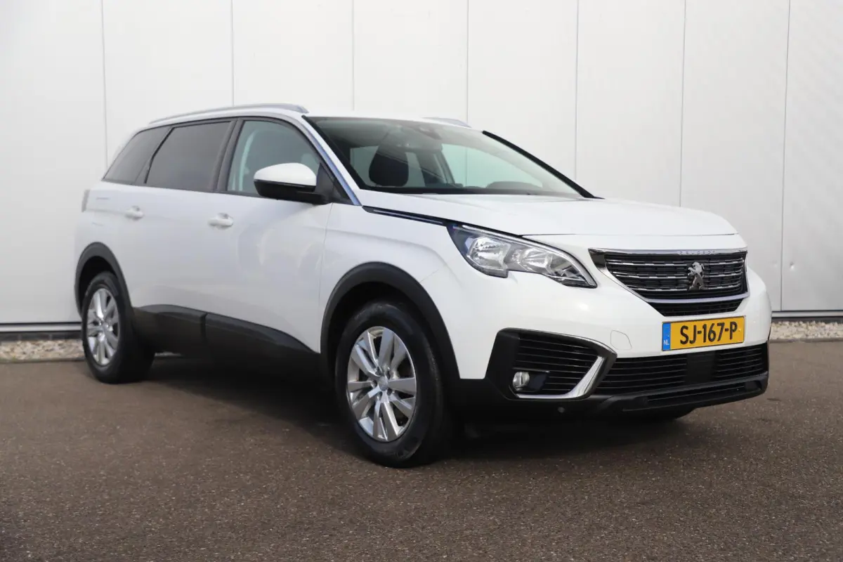 1.2 PureTech Active 7 Persoons Trekhaak Navigatie Achteruitrijcamera LMV Virtual Cockpit Climate Cruise Control