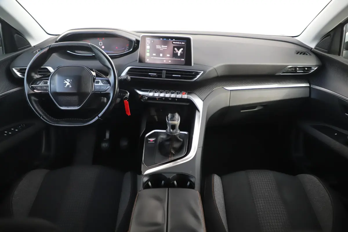 1.2 PureTech Active 7 Persoons Trekhaak Navigatie Achteruitrijcamera LMV Virtual Cockpit Climate Cruise Control