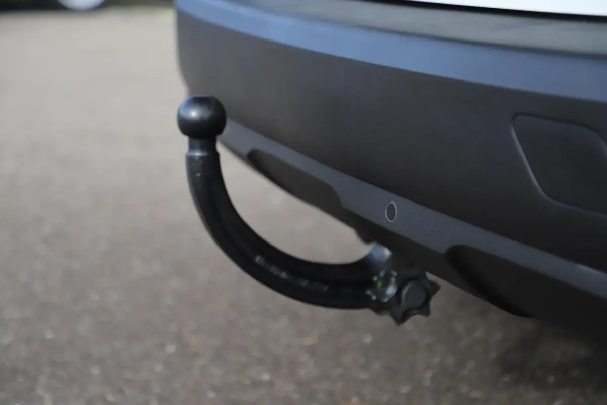 1.2 PureTech Active 7 Persoons Trekhaak Navigatie Achteruitrijcamera LMV Virtual Cockpit Climate Cruise Control