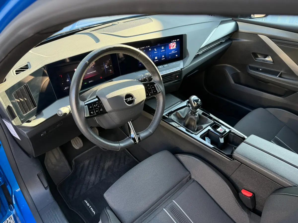 1.2 Turbo GS 130pk | ADAPTIVE CRUISE CONTROL| CAMERA ACHTER| PARKEERSENSOREN V&A| CLIMATE CONTROL| APPLE CARPLAY/ANDROID AUTO