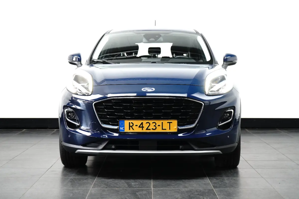 1.0 Titanium | Trekhaak | Camera | Cruise Control | Apple Carplay | Navigatie