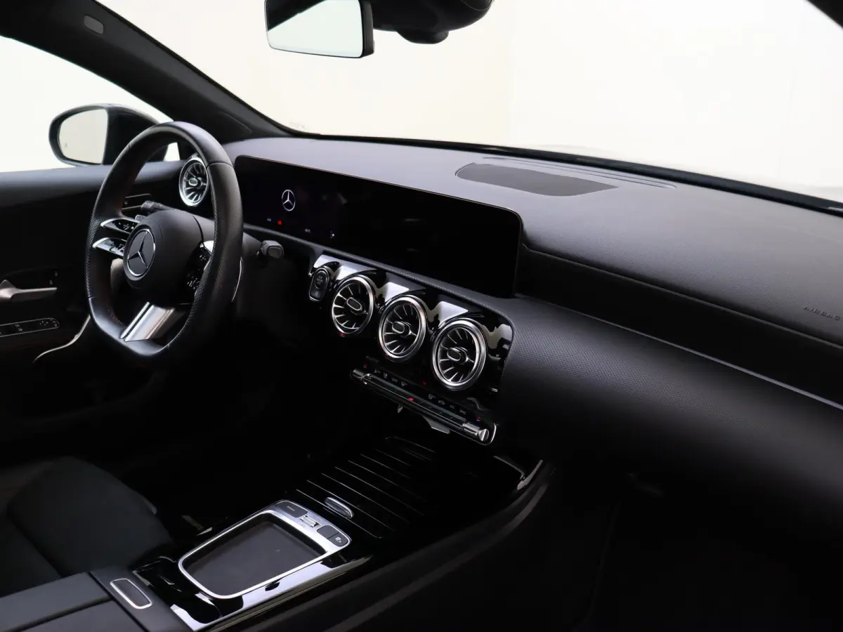 180 AMG Line /Panoramadak /Night-pakket /Facelift