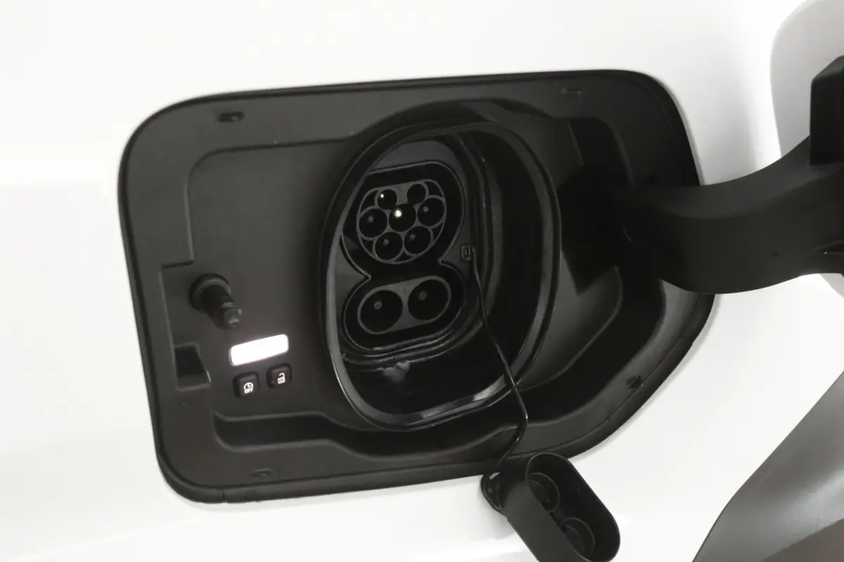 T35 L2H2 Advance 3,5t Long Range 87 kWh | Snelladen | SOH 97% | Airco | Camera | Virtual | 3 Zits | Cruise | Carplay | LED