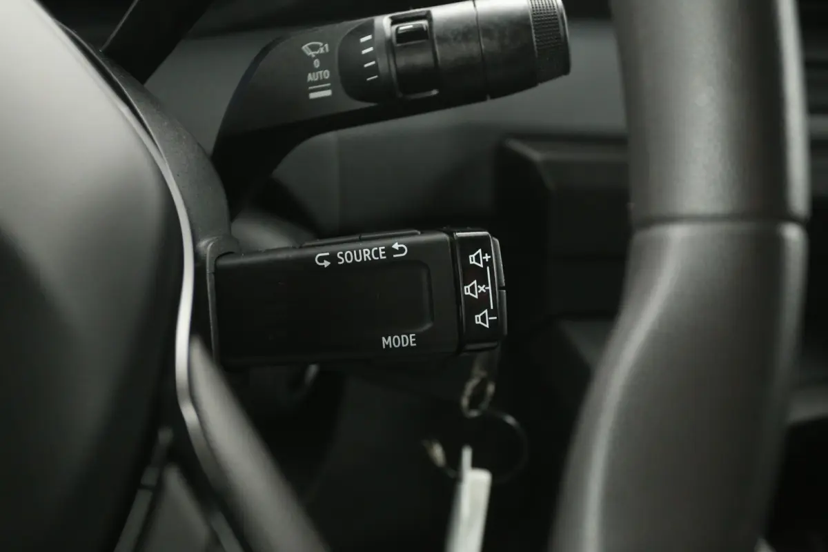 T35 L2H2 Advance 3,5t Long Range 87 kWh | Snelladen | SOH 97% | Airco | Camera | Virtual | 3 Zits | Cruise | Carplay | LED