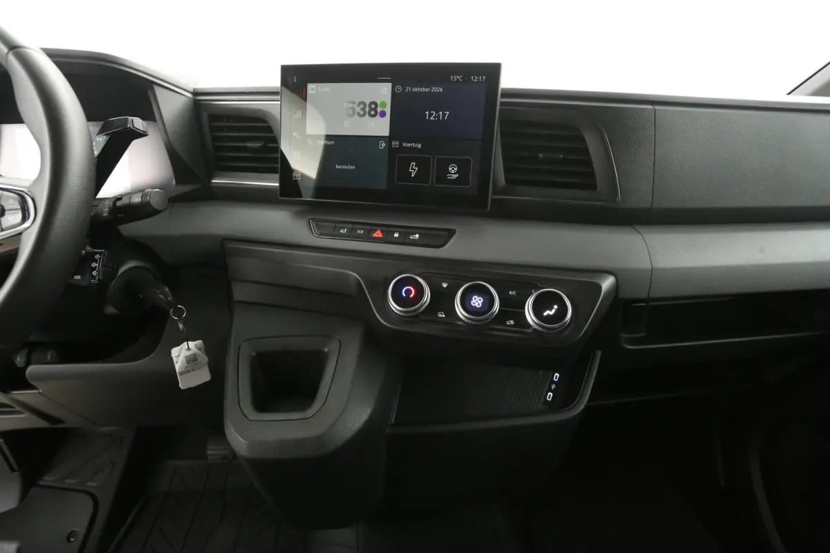 T35 L2H2 Advance 3,5t Long Range 87 kWh | Snelladen | SOH 97% | Airco | Camera | Virtual | 3 Zits | Cruise | Carplay | LED