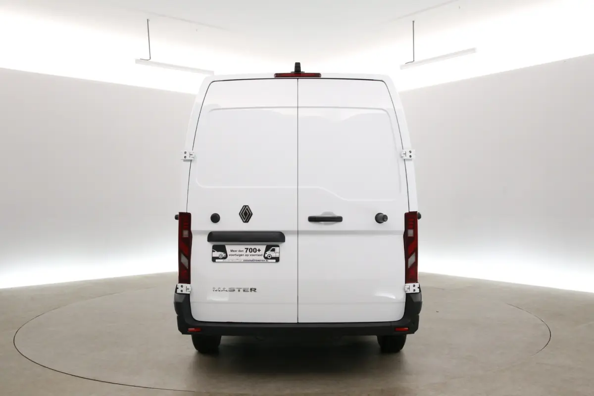 T35 L2H2 Advance 3,5t Long Range 87 kWh | Snelladen | SOH 97% | Airco | Camera | Virtual | 3 Zits | Cruise | Carplay | LED