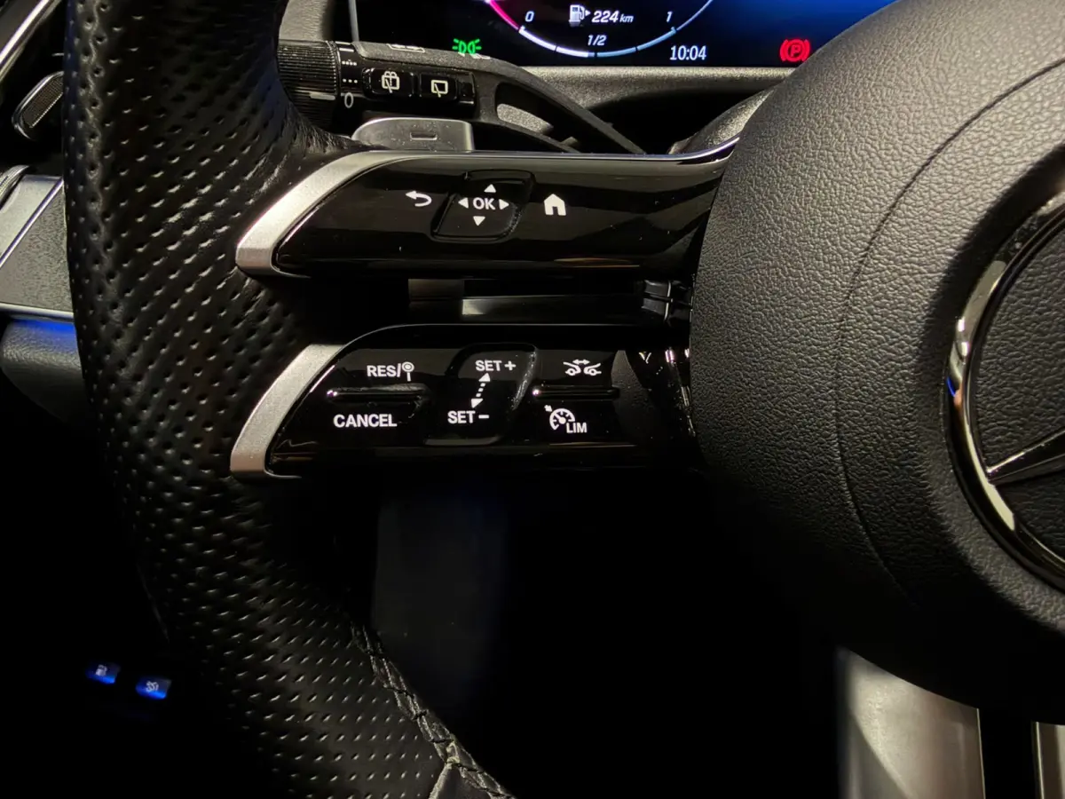 300 e AMG Line Pano Burmester HUD Distronic Night Pakket
