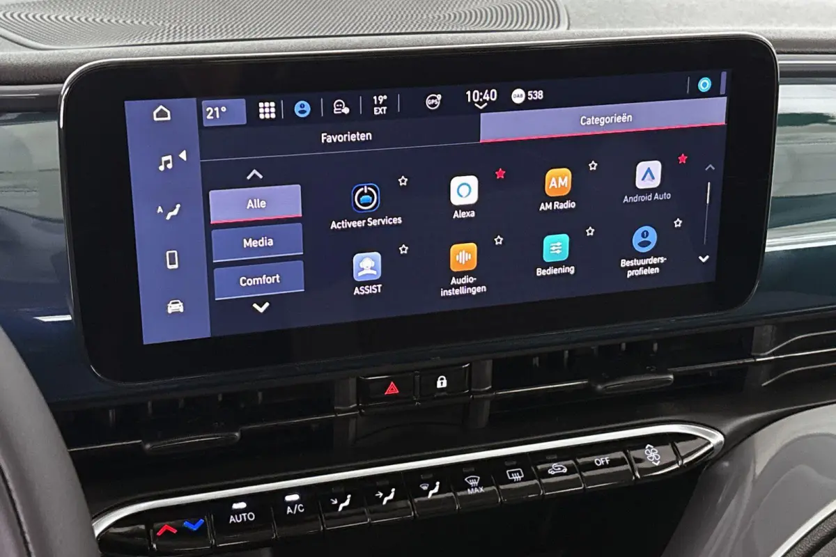 1.0 Hybrid Torino Launch Edition Apple CarPlay Parkeersensoren Climate Control
