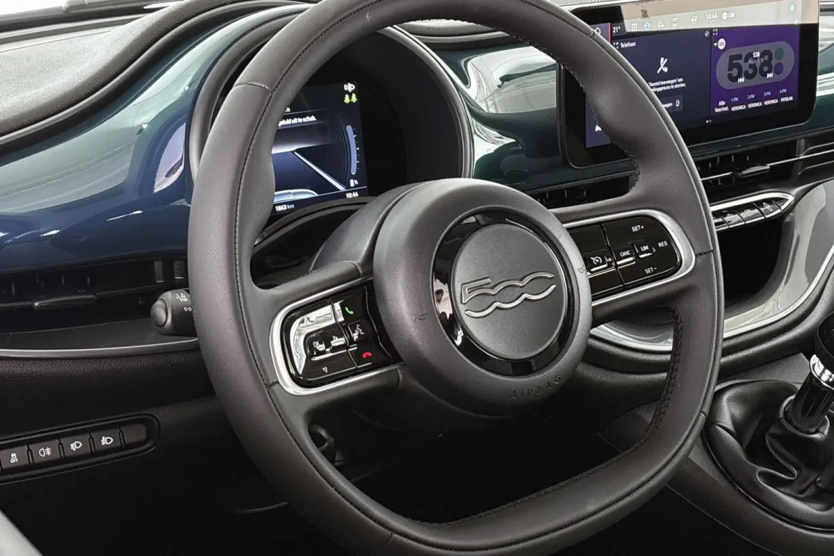 1.0 Hybrid Torino Launch Edition Apple CarPlay Parkeersensoren Climate Control