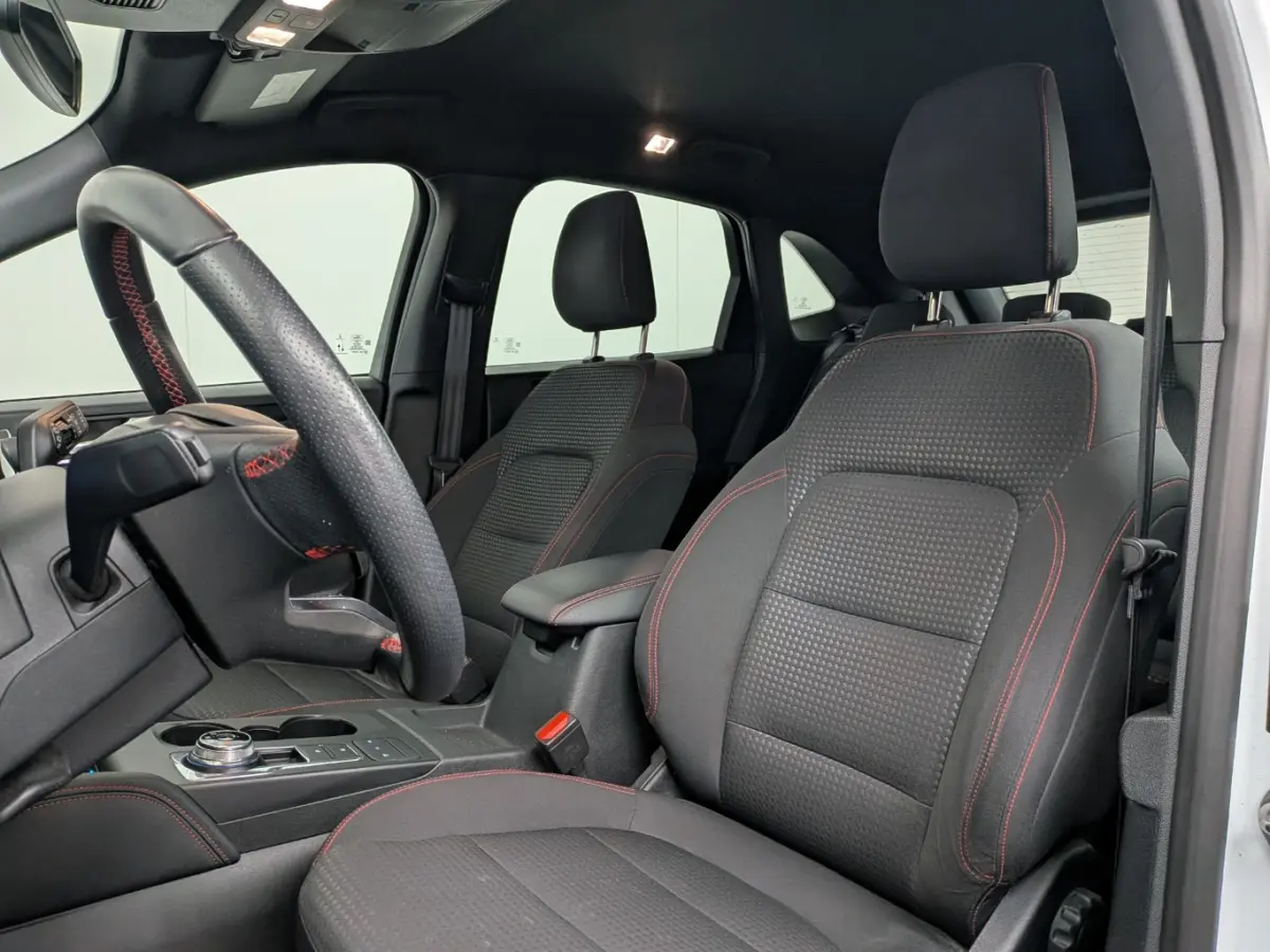 2.5 PHEV ST-Line | NL-AUTO! | CAMERA | CRUISE | LANE ASSIST | PARK SENS V+A | DEALER OH! | CLIMA | NAVI | APPLE CARPLAY/ANDROID AUTO