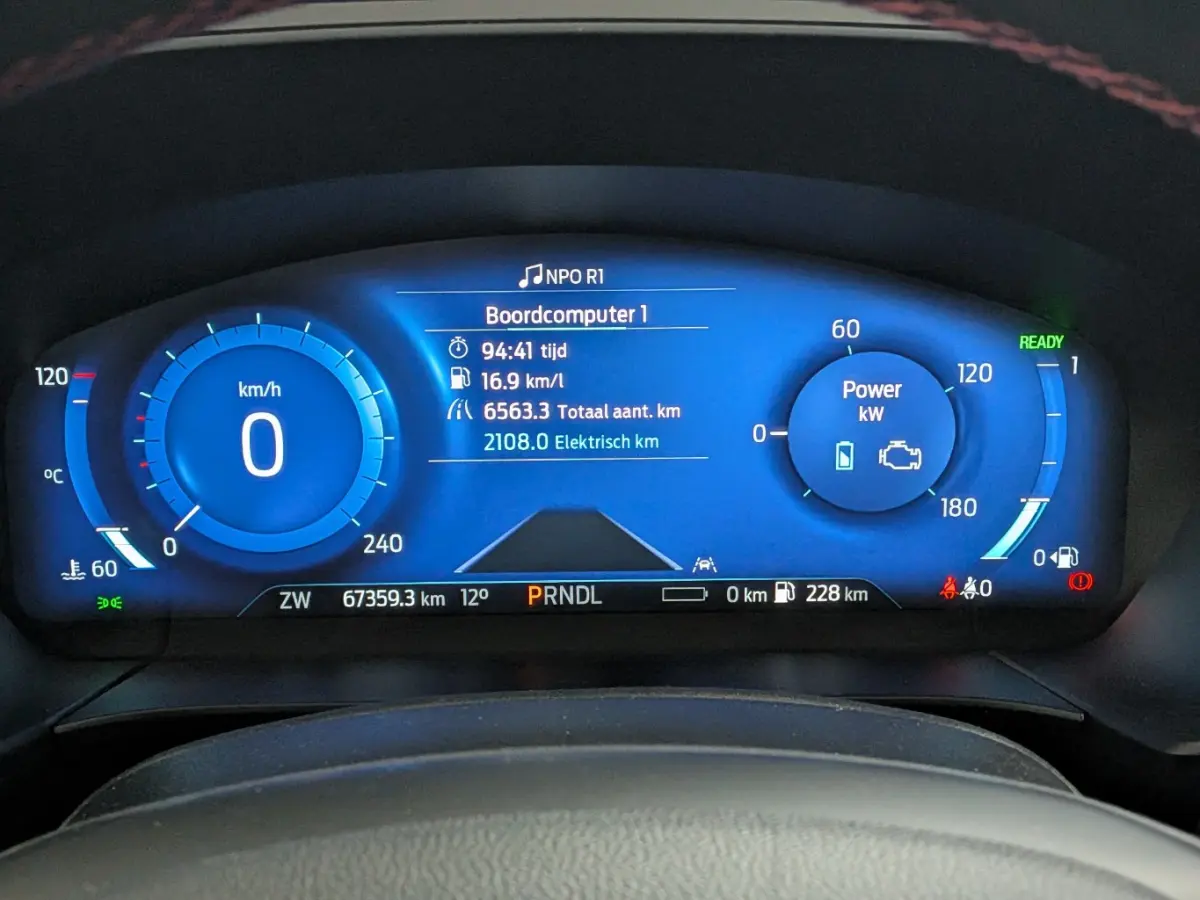 2.5 PHEV ST-Line | NL-AUTO! | CAMERA | CRUISE | LANE ASSIST | PARK SENS V+A | DEALER OH! | CLIMA | NAVI | APPLE CARPLAY/ANDROID AUTO
