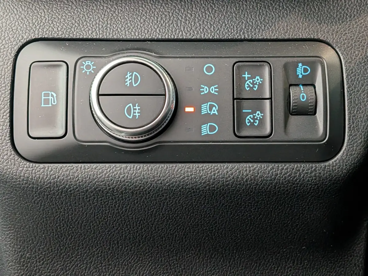 2.5 PHEV ST-Line | NL-AUTO! | CAMERA | CRUISE | LANE ASSIST | PARK SENS V+A | DEALER OH! | CLIMA | NAVI | APPLE CARPLAY/ANDROID AUTO