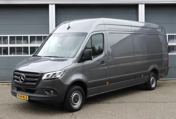 317 1.9 CDI L3H2 RWD AUT | 3.5t TREKGEWICHT | LED | CAMERA
