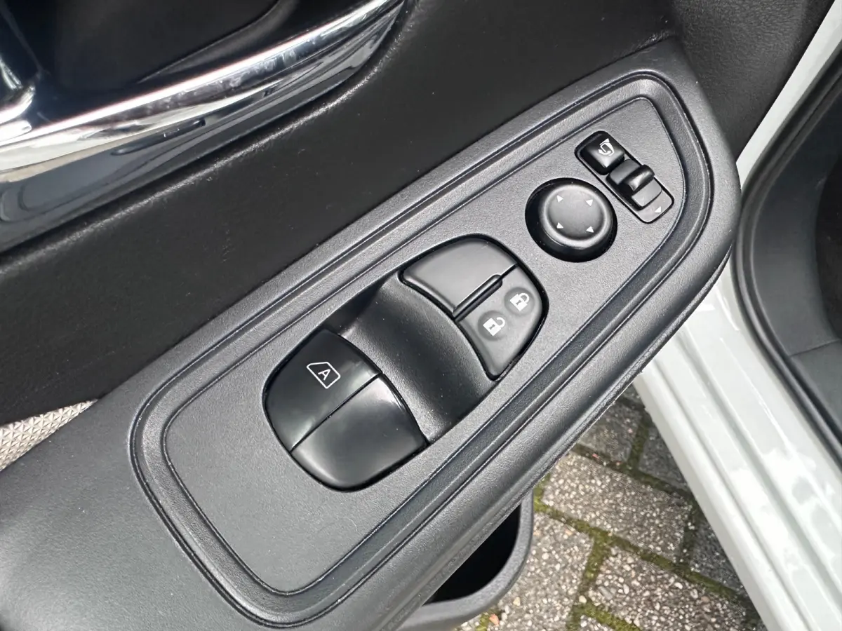 0.9 IG-T N-Connecta 90PK | Climate Control | Cruise Control | Camera | NAVI | LMV