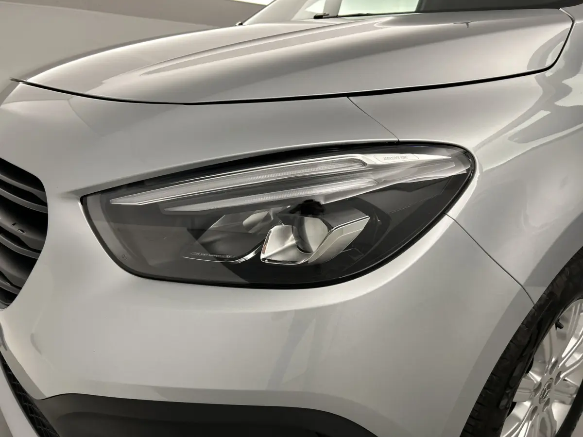 110 96 PK Aut. CDI L1 Pro Camera/Carplay/16'LMV/LED