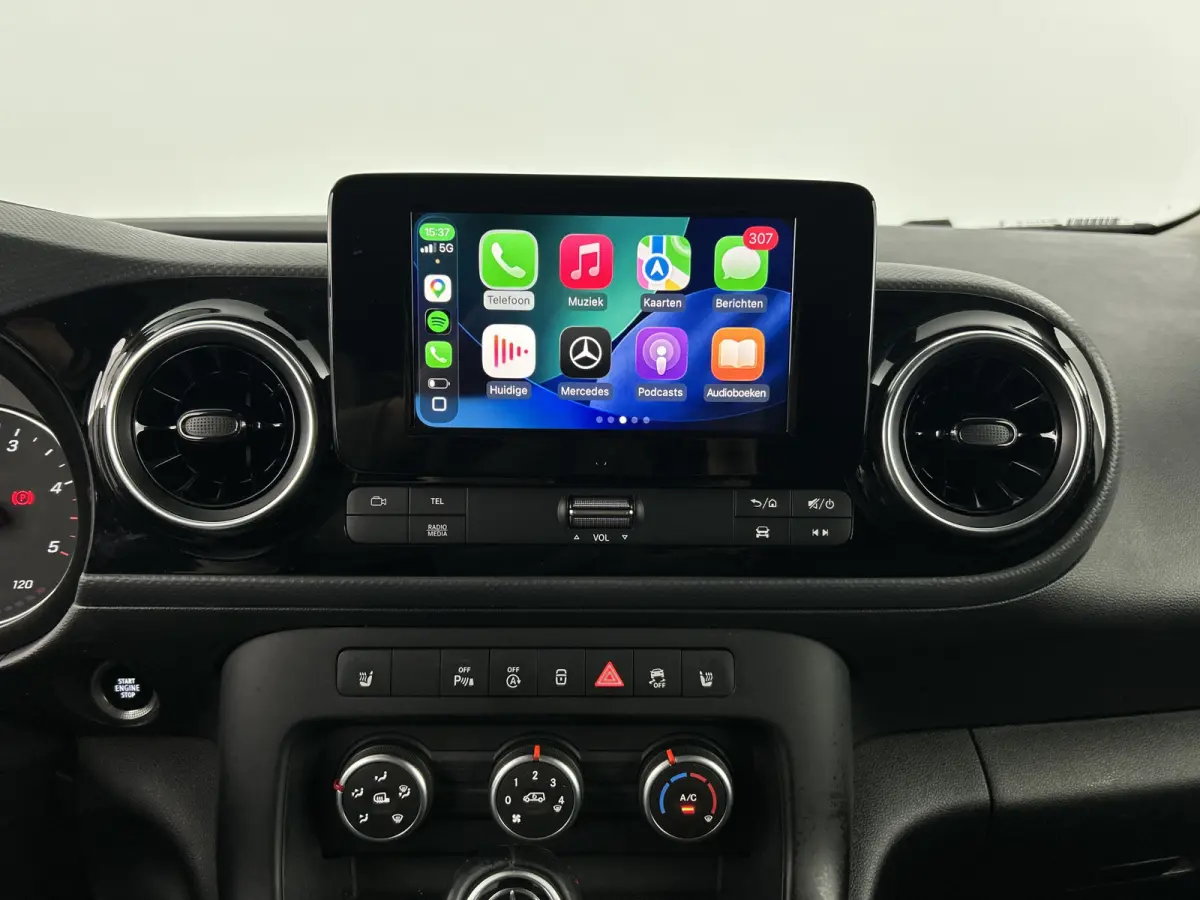 110 96 PK Aut. CDI L1 Pro Camera/Carplay/16'LMV/LED