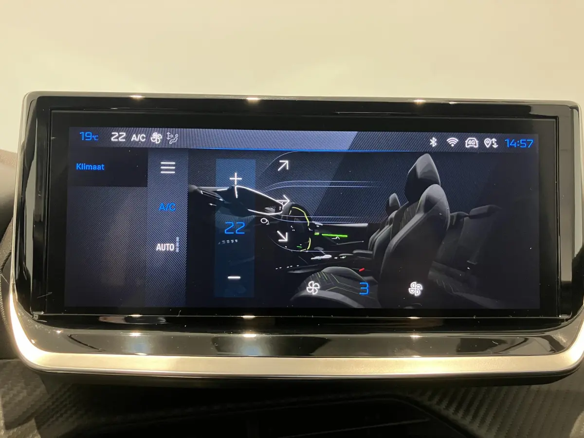 1.2 Hybrid 110 e-DCS6 Allure | APPLE CARPLAY & ANDROID AUTO | PDC V+A | CLIMATE CONTROL |