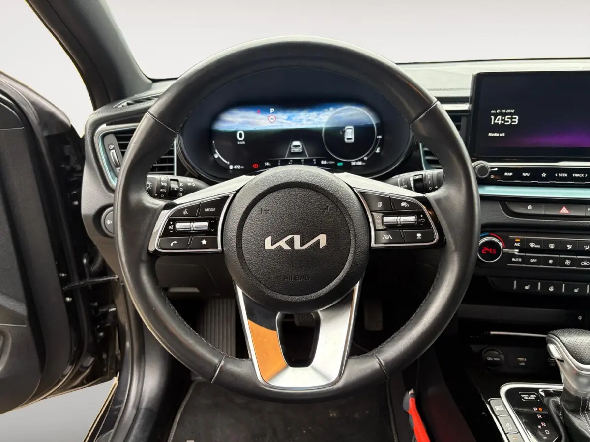 1.0 T-GDi MHEV Design Edition | Stoel en stuurverwarming | Navigatie | Camera | Apple Carplay / Android Auto | Elektrisch achterklep |