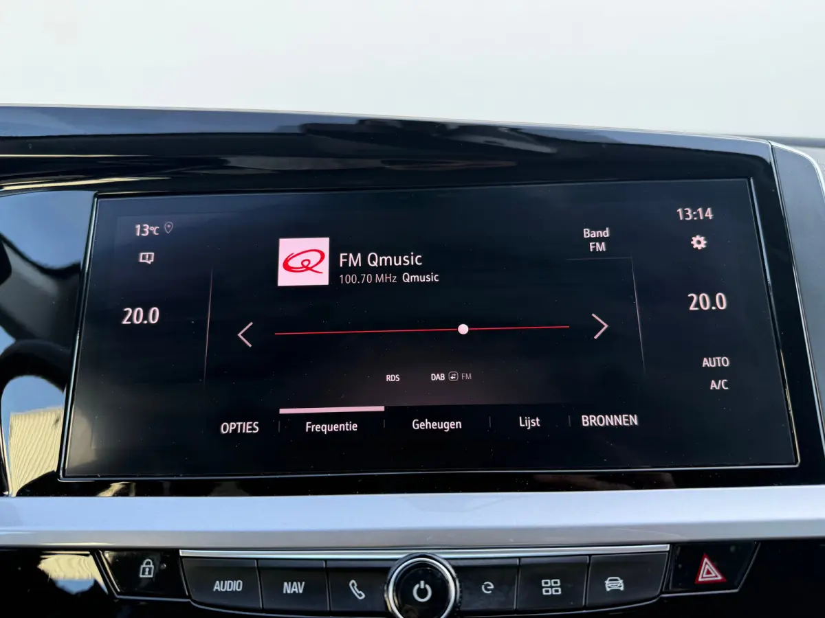 1.6 Turbo Plug-In Hybrid Ultimate 180PK | ADAPTIVE CRUISE CONTROL| ALCANTARA BEKLEDING| KEYLESS ENTRY&START| 360 CAMERA