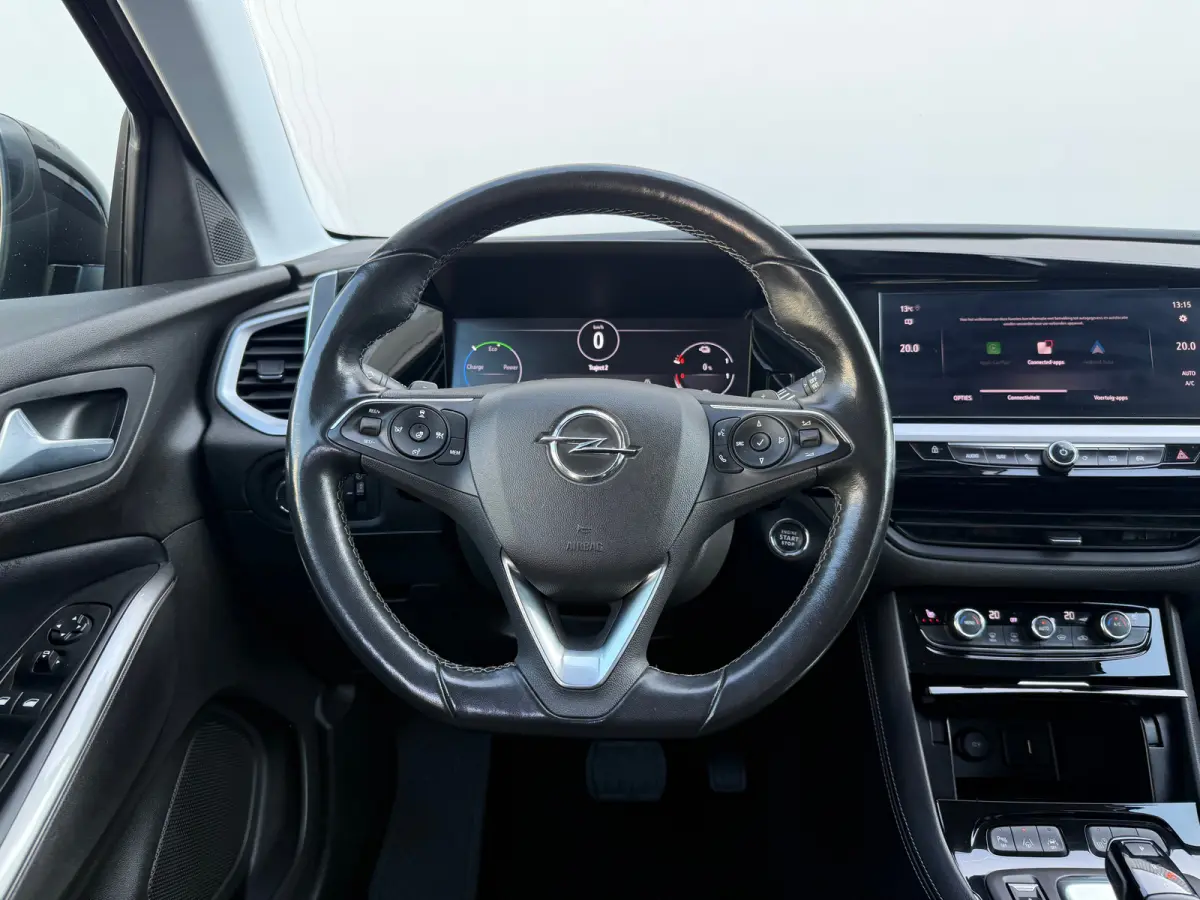 1.6 Turbo Plug-In Hybrid Ultimate 180PK | ADAPTIVE CRUISE CONTROL| ALCANTARA BEKLEDING| KEYLESS ENTRY&START| 360 CAMERA