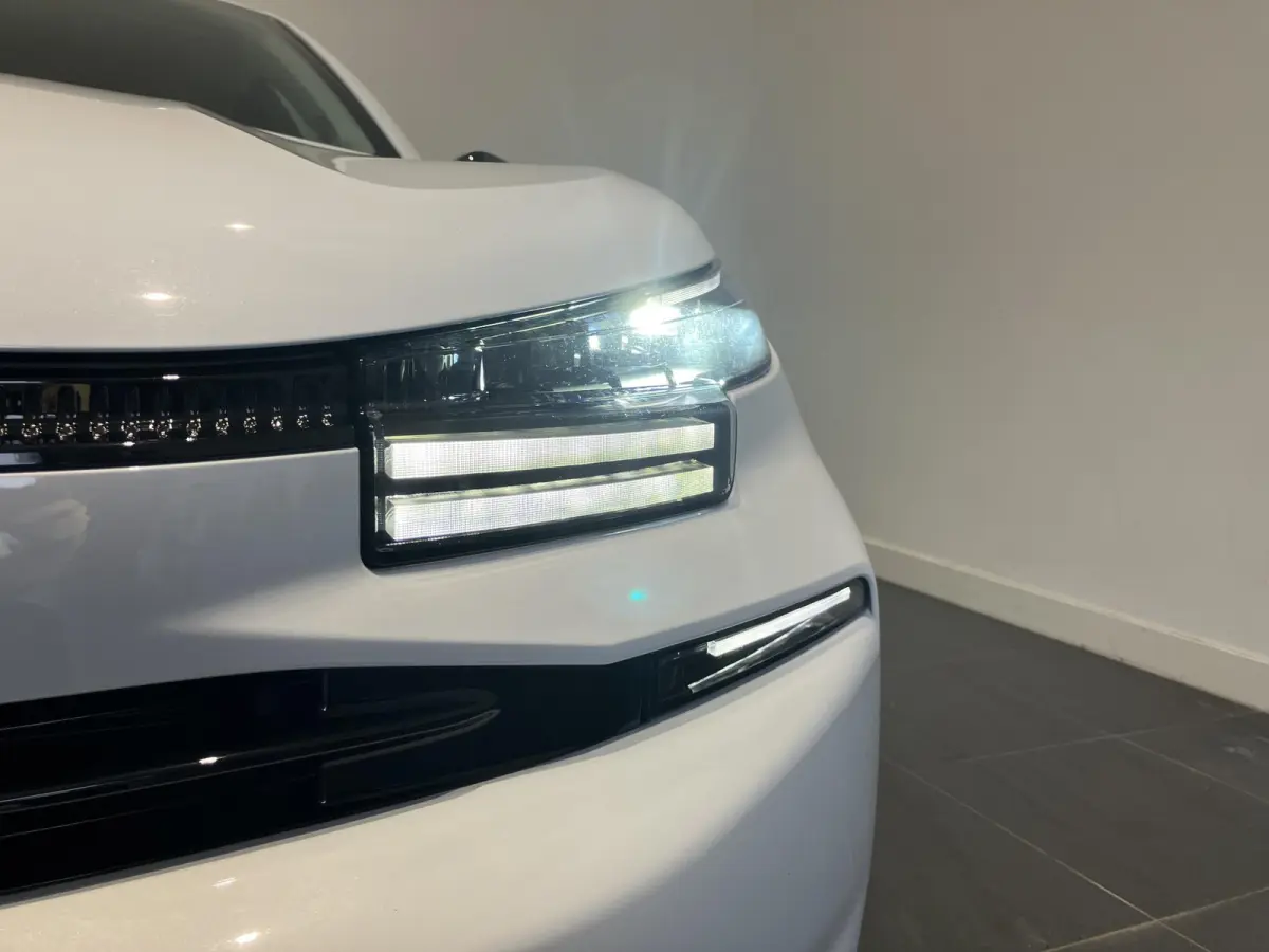 1.2 Hybrid 145pk Max | APPLE CARPLAY & ANDROID AUTO | CAMERA | NAVI | STOELVERWARMING |