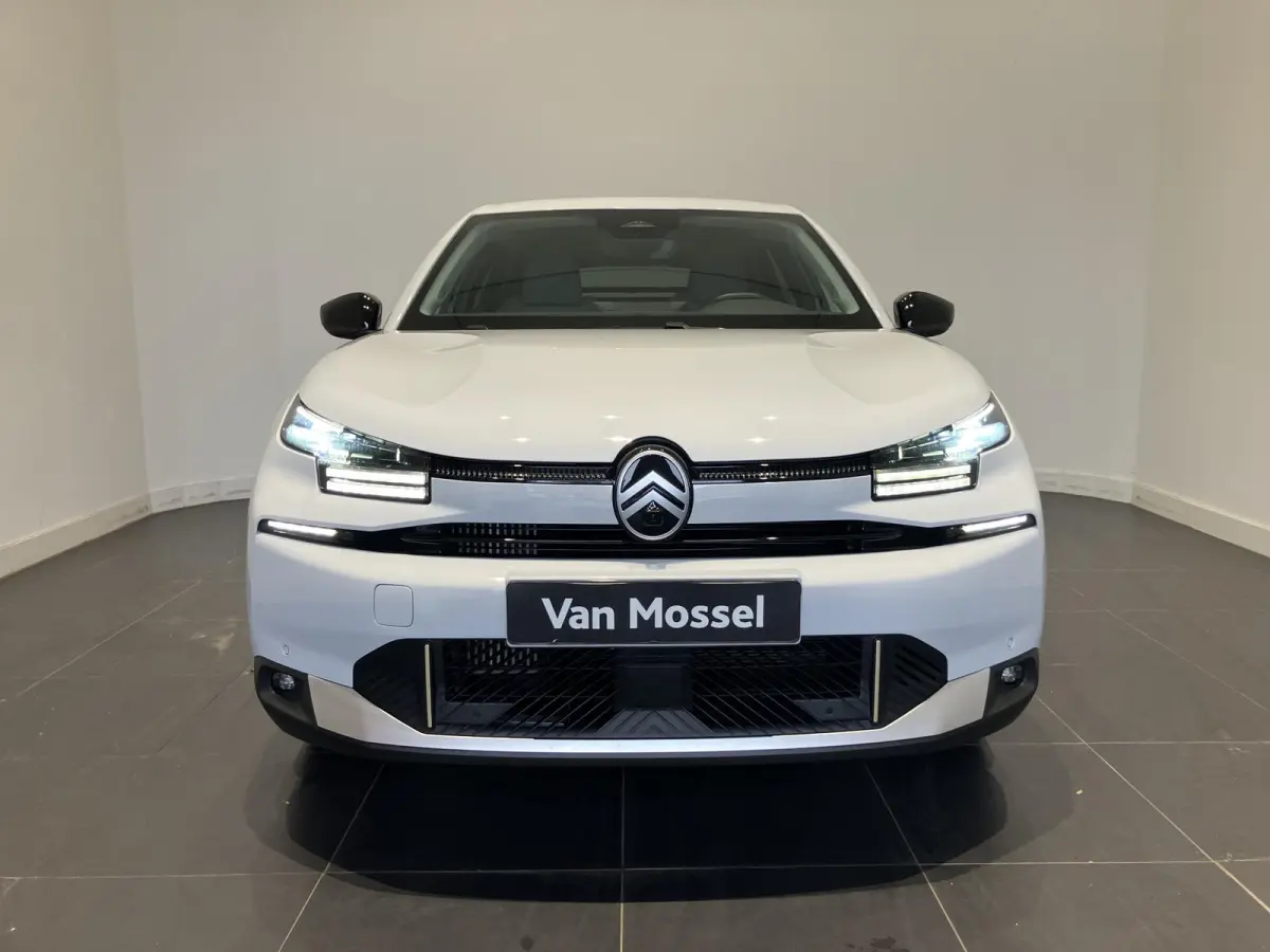1.2 Hybrid 145pk Max | APPLE CARPLAY & ANDROID AUTO | CAMERA | NAVI | STOELVERWARMING |